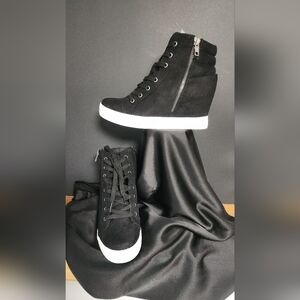 Steve Madden Size 6.5 ♡Lavant